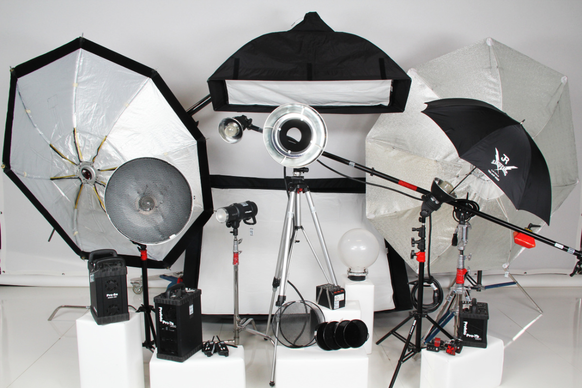 JR Lighting - Professional Photography Lighting Rentals